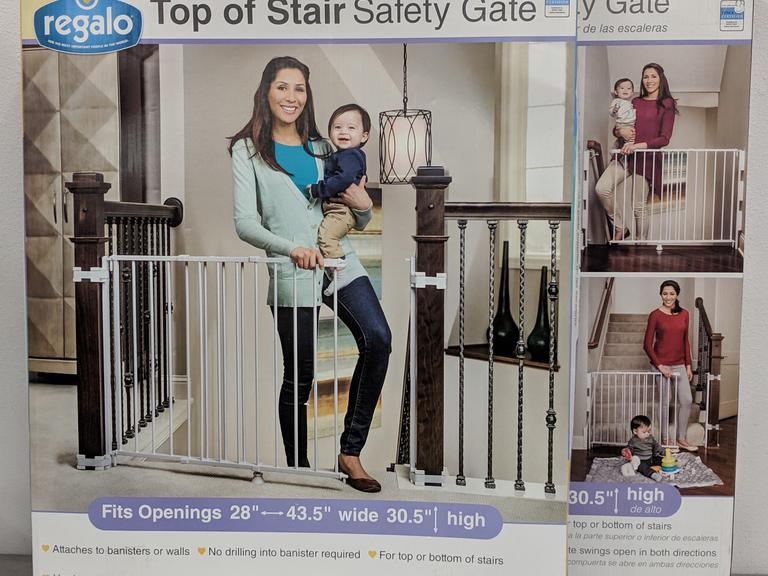 regalo top of stair safety gate