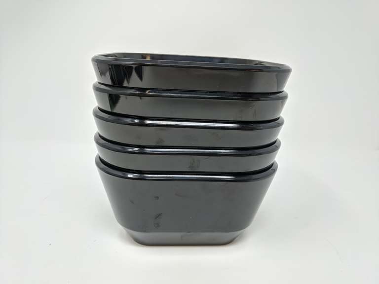 Lot of 5 Room Essentials Black Cereal Bowls Dutch Goat