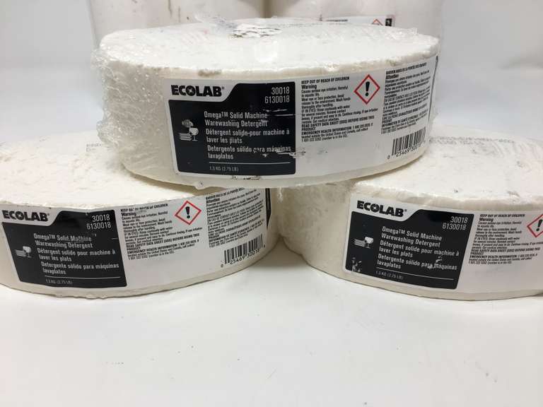 Assortment of Ecolab Dishwasher Detergents Dutch Goat