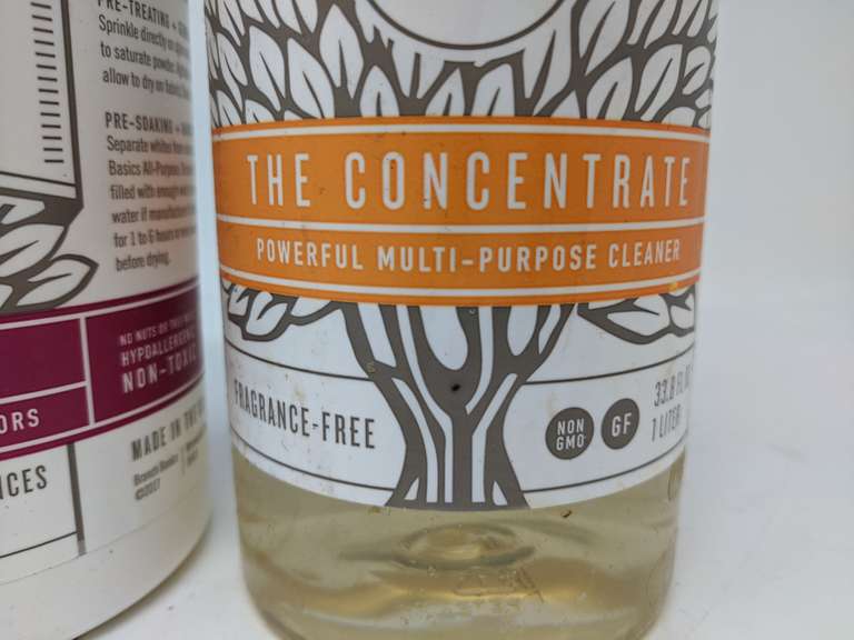 Assortment of 2 Branch Basics Powerful MultiPurpose Cleaner 33.8 fl