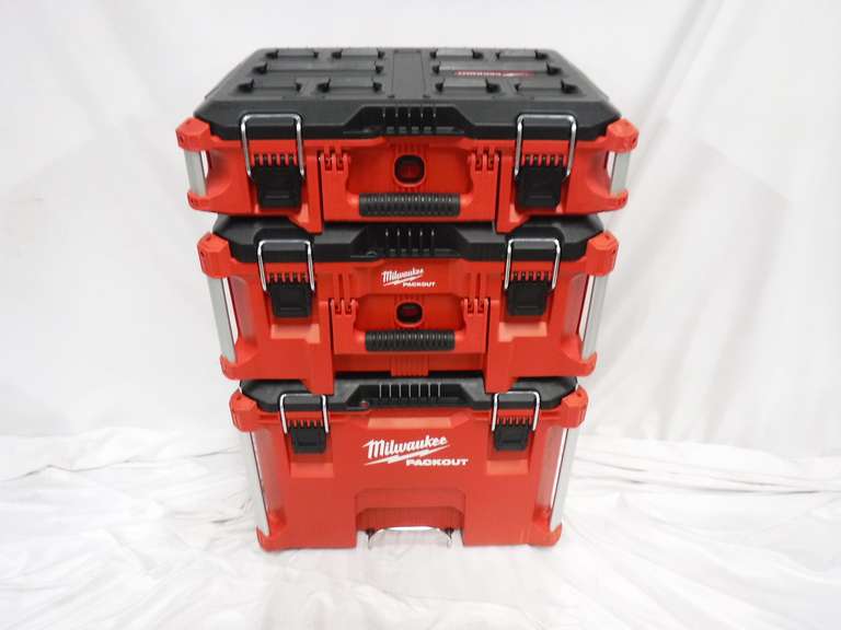 Milwaukee Packout Rolling Modular Stackable Tool Box Storage System, Red