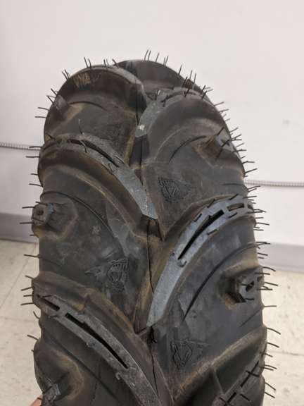 Carlisle Mud Wolf X/L 26 x 9.00 - 14 : Tire - Dutch Goat