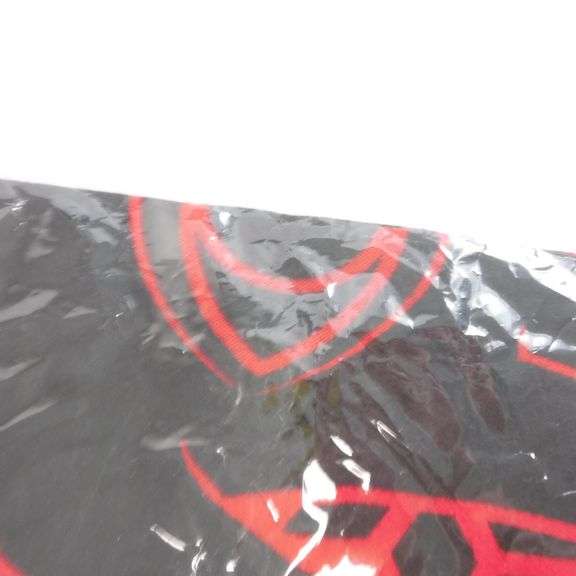 Rezz Ultra Soft Plush Double Sided Priestess Red And Black