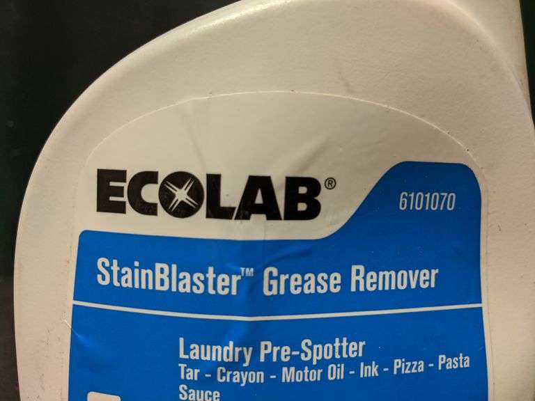Lot of 2 Ecolab StainBlaster Grease Remover 22 fl oz Dutch Goat