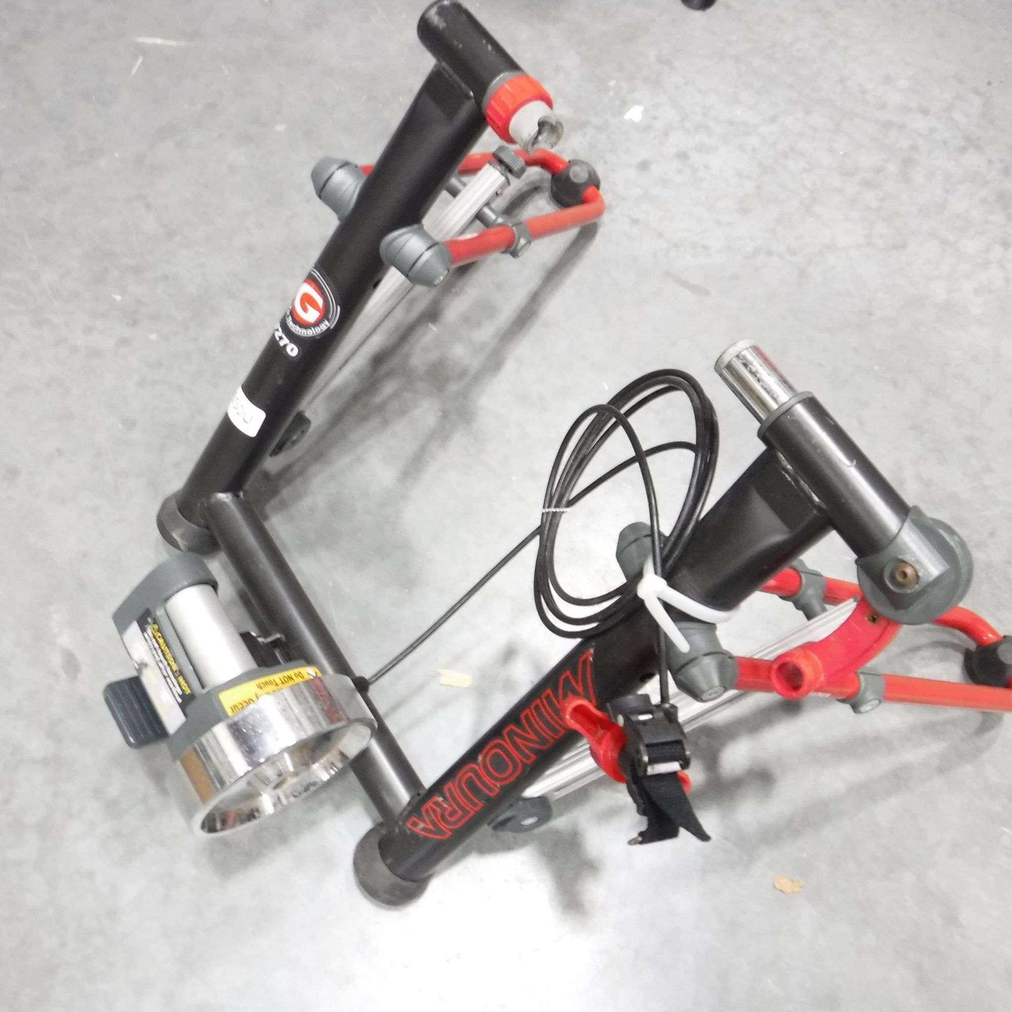Minoura Gyro V270 Mag Bike Trainer - Not Complete Missing Bike