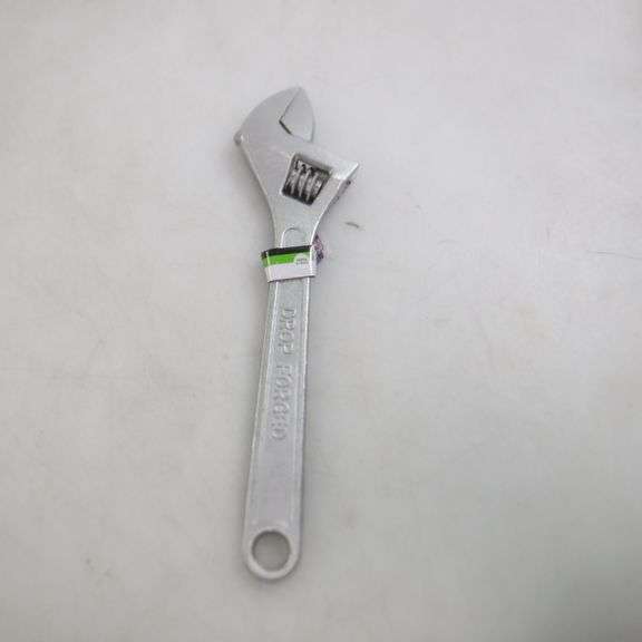 Pittsburgh 15" Drop Jumbo Adjustable Wrench Dutch Goat