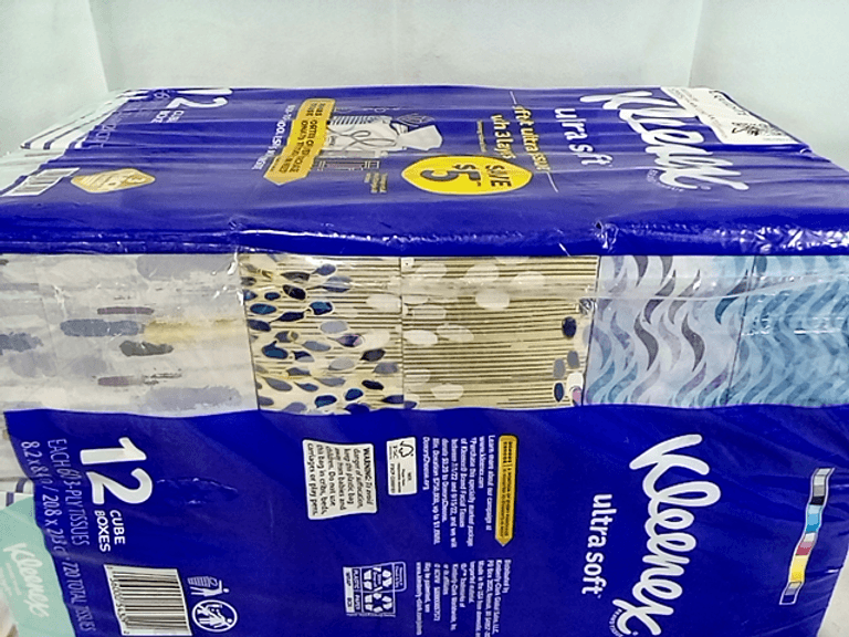 Kleenex Ultra Soft 3Ply Facial Tissues, Cube Boxes (60 Tissues/Box, 12