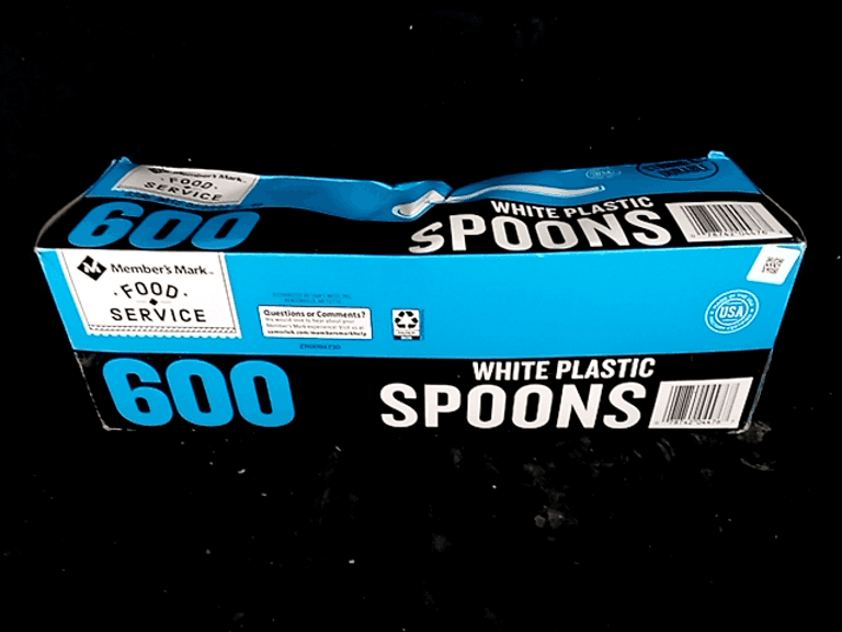 Member's Mark White Plastic Spoons (600 Ct.) Dutch Goat