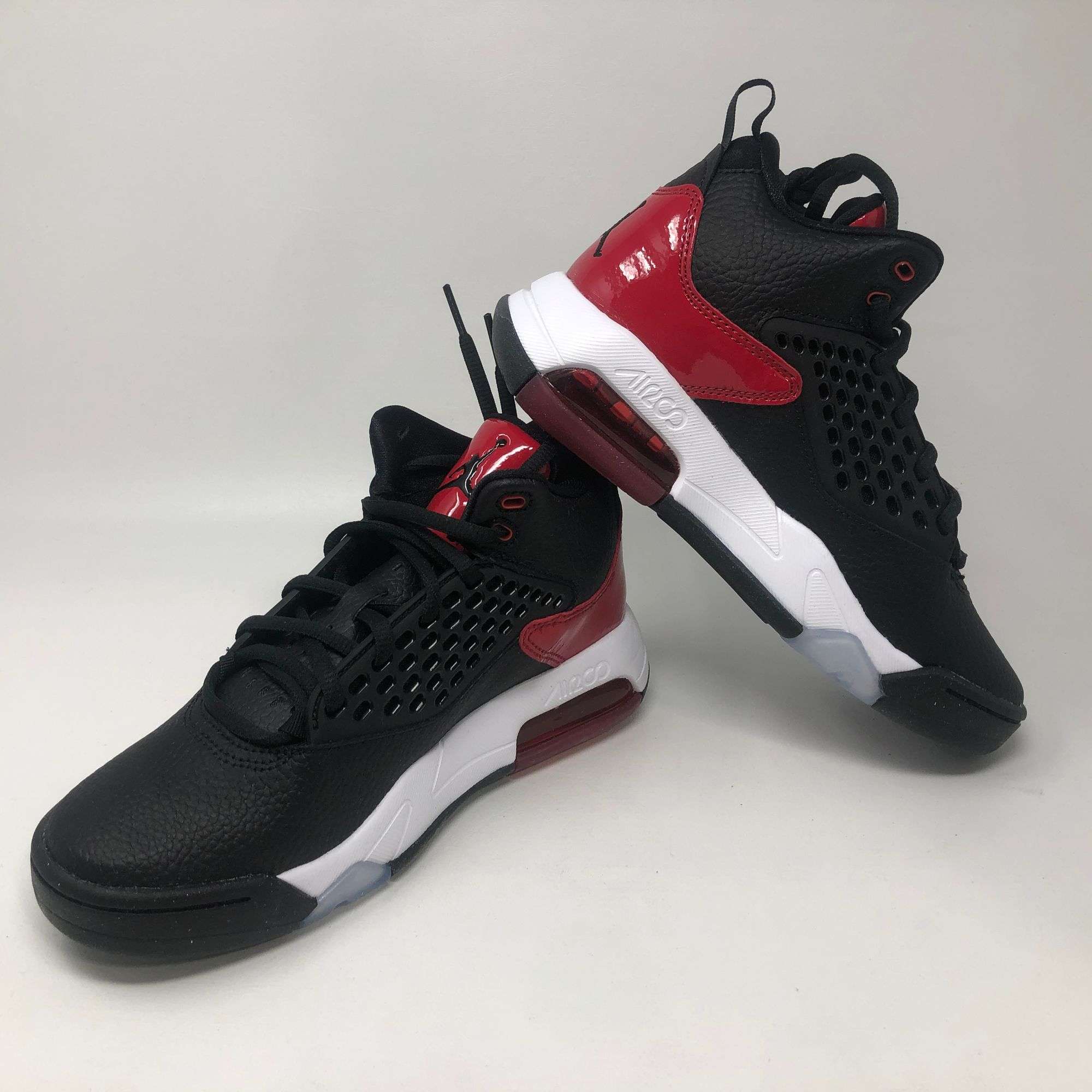jordan maxin 200 black and red