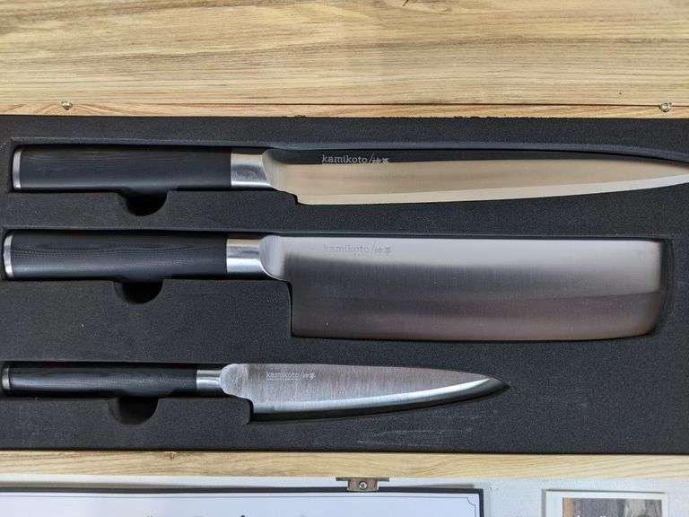 Kamikoto Japanese Honshu Steel Knife Set Dutch Goat