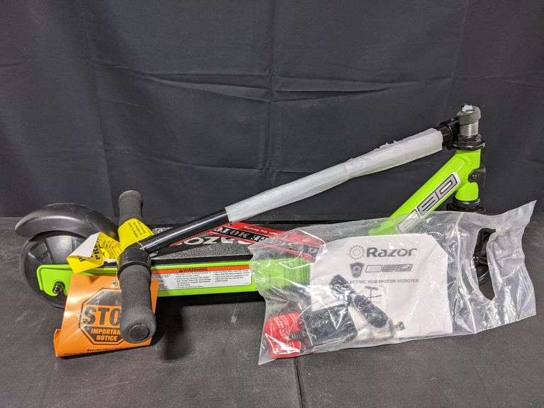 Razor Black Label E90 Electric Scooter For Kids Ages 8+ And Up To 120