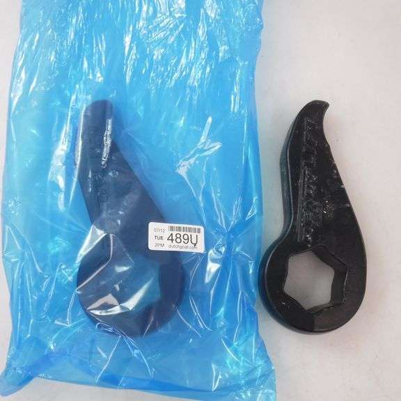 Lot Of 2 Missing Bushings And Nuts, ReadyLift 3225 2.25" Front Leveling Kit Torsion Key