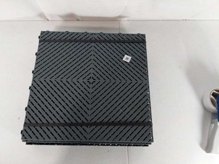 Portable Patio Floor Tiles 8pc Dutch Goat