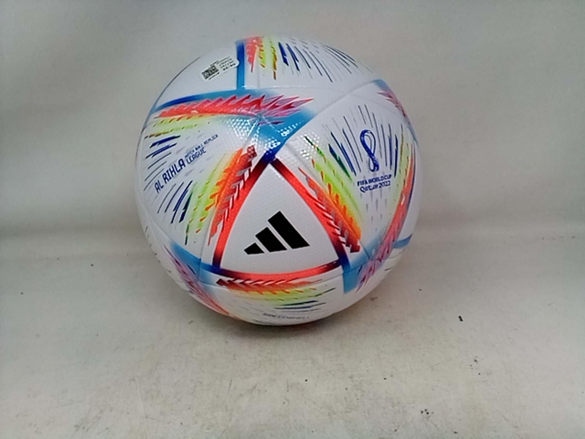 Adidas FIFA World Cup 2022 Al Rihla League Soccer Ball - Size 5