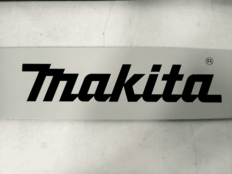 Makita Chain Saw Bar with Chain Saw Bar Cover Dutch Goat