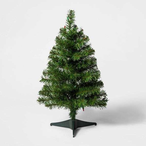 Wondershop at Target Alberta Spruce Lit Tree, 2'Hx15