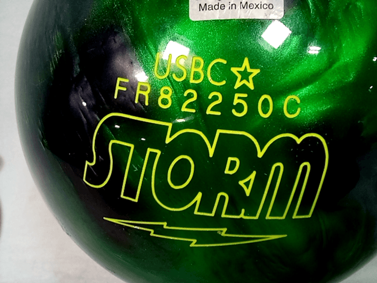 24/7 Life by 7Eleven Storm USBC FR82250C Bowling Ball Dutch Goat