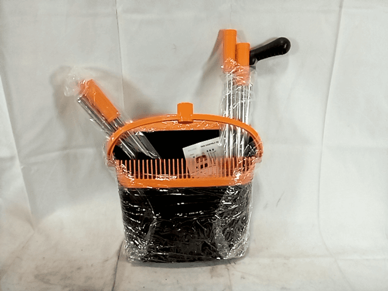 Broom and Dustpan Set Dutch Goat