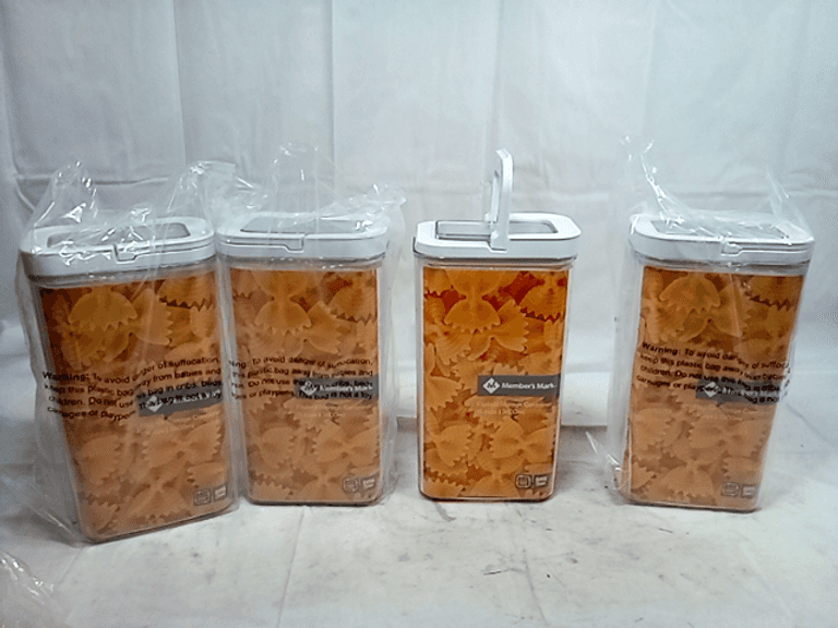 Member's Mark Set of 4 Fliplock Food Storage Containers w/ Lids 15