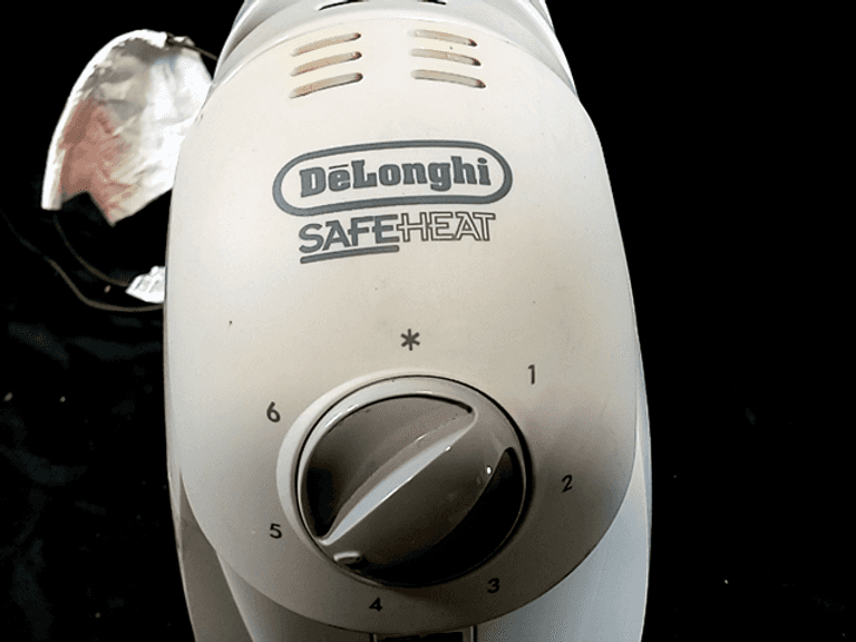Delonghi, Solaris Safe Heat Oil-Filled Radiator Heater, White - Dutch Goat