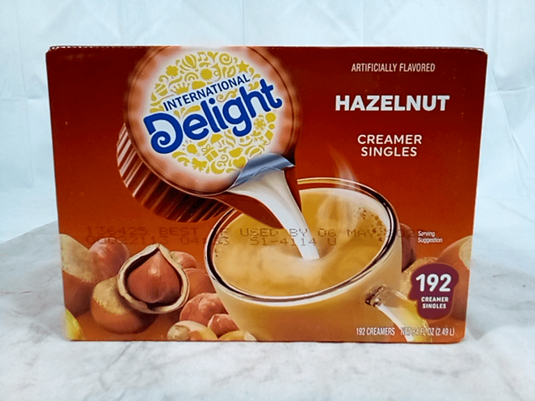 International Delight Hazelnut Liquid Creamer, 0.44 Oz, Carton Of 192