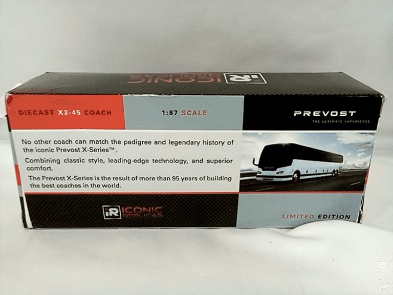 Prevost X3-45 Coach MTA New York City Bus 1:87 Scale - Iconic