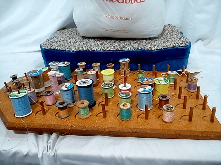 Goat Thread Assortment of 3 - Sewing, Thread and Craft Material - Dutch Goat