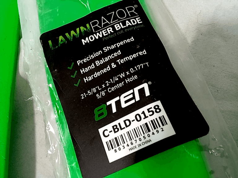 Assortment of 2 Lawn Mower Blades Green, Middle and Length Differences Dutch Goat