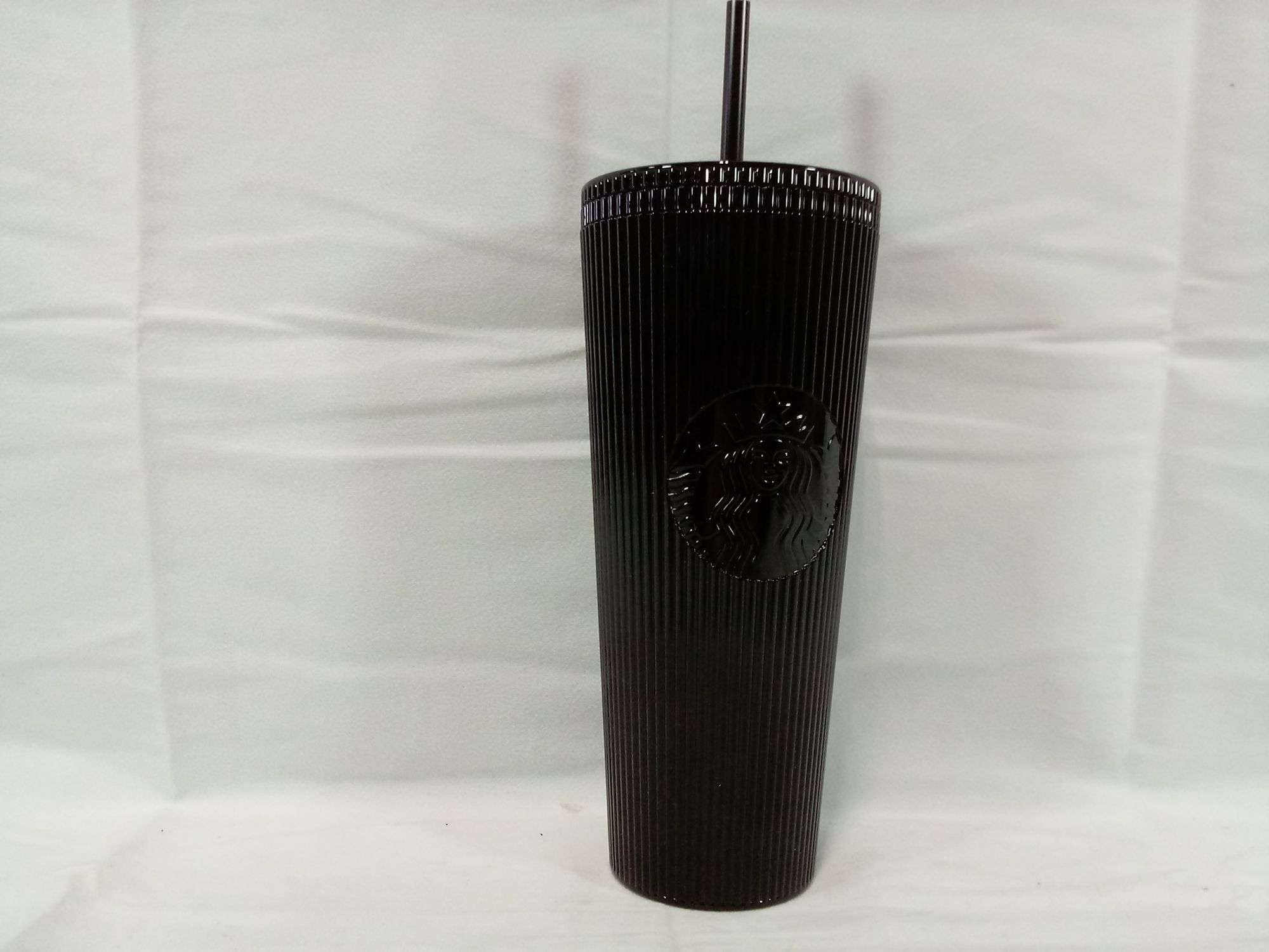 Starbucks Winter 2024 Pleated Black Tumbler with Lid & Straw, 24oz - Dutch  Goat