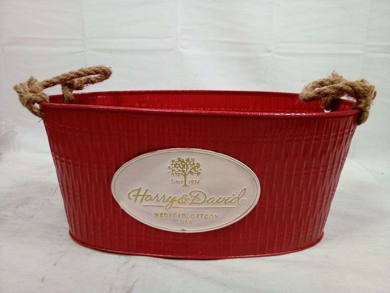 Harry & David Red Oval Tin Bucket with Rope Handle Dutch Goat