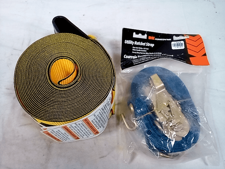 Dutch And Ratch Assortment of 2 - Ratchet Tie Down Straps - Dutch Goat