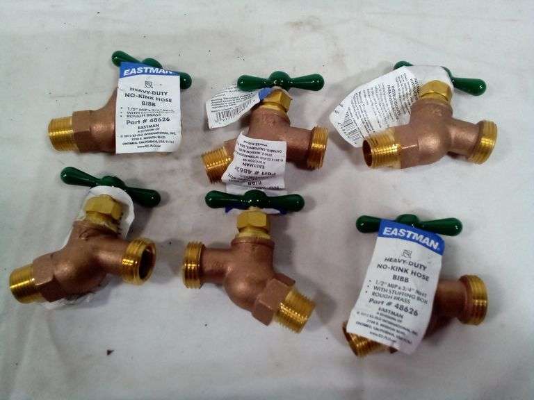 Mueller Global 1/2-in MIP Brass Multi-Turn No Kink Hose Bibb 102-303HC
