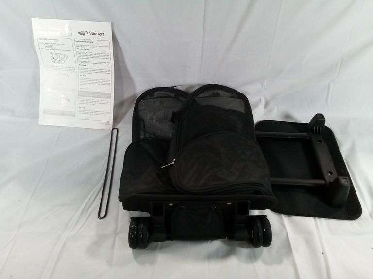 Snoozer Roll Around Travel Pet Carrier Backpack, Medium Black