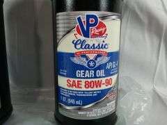 Lot of 2 - VP Racing Lubricants Classic Gear Oil, SAE 80W-90, 1 Qt. (946ml) ea.