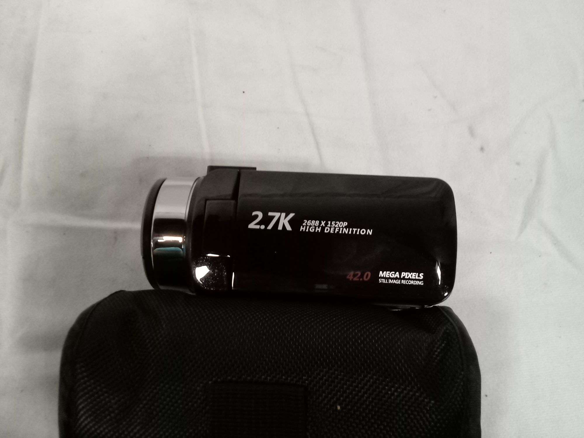 DVC Digital Video Camera, 2.7K Camcorder, 2688x1520P HD, 42.0 Mega