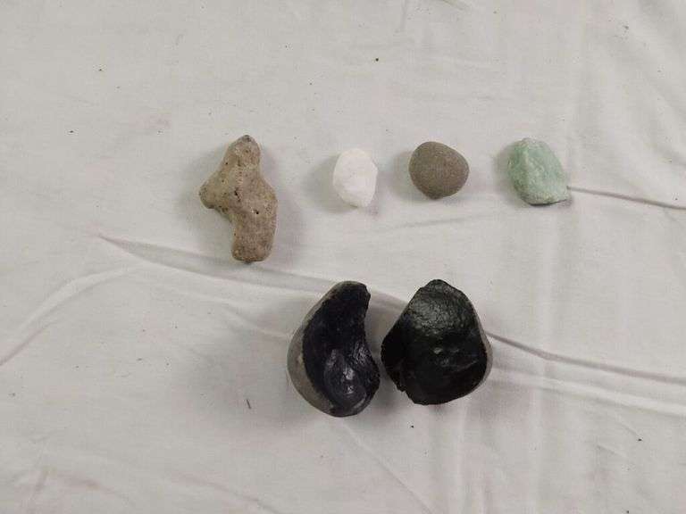 Assortment of 7 Decorative Rocks - Dutch Goat